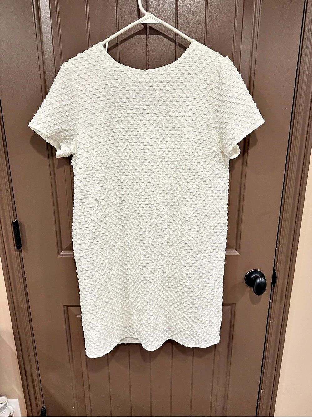 SHE + SKY Textured Mini Dress in White Size Medium